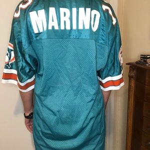 Vintage Miami Dolphins Jersey 🐬